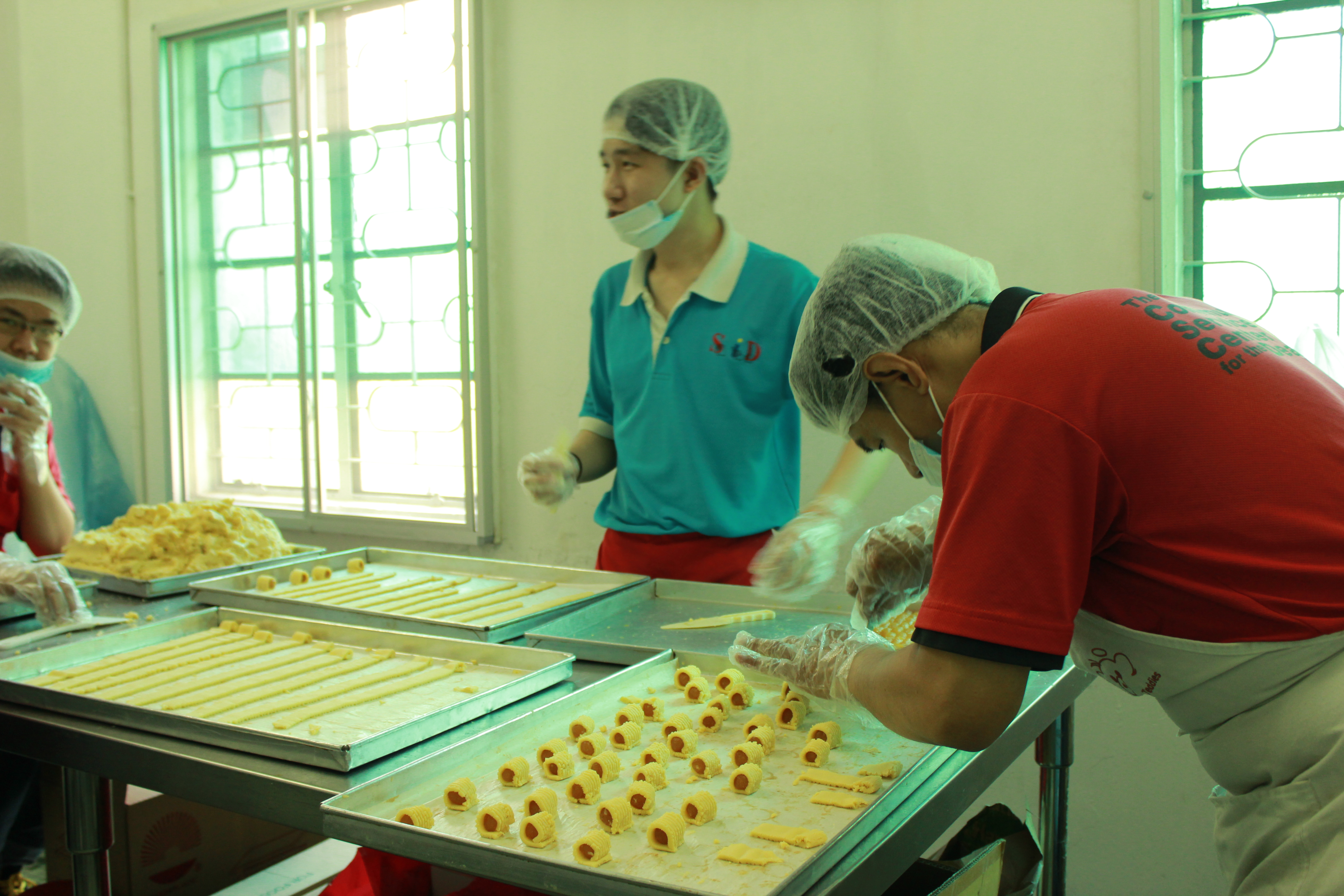 Rojak Daily/Zoe Liew So many orders, so little time.